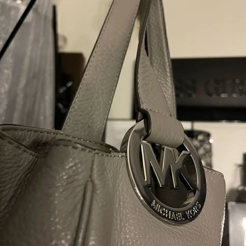 Michael Kors mk grey pebble leather Fulton hobo tote bag/purse/pocketbook